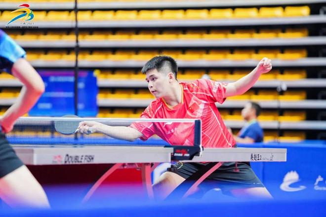 还展示了自 还展示了自