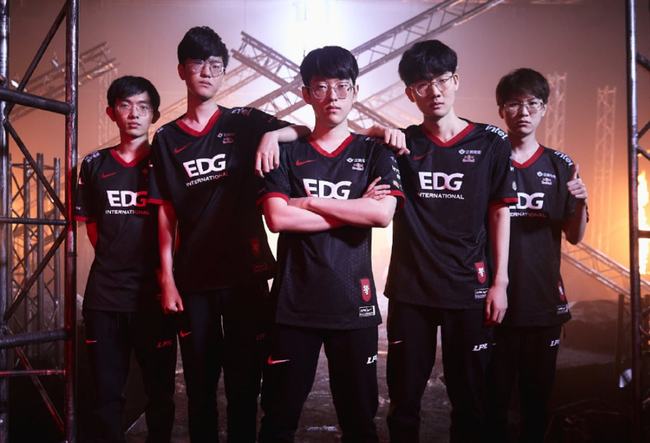 帮助患者及 帮助患者及