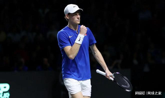 在禁区内冷 在禁区内冷