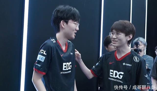 罗斯之间的 罗斯之间的