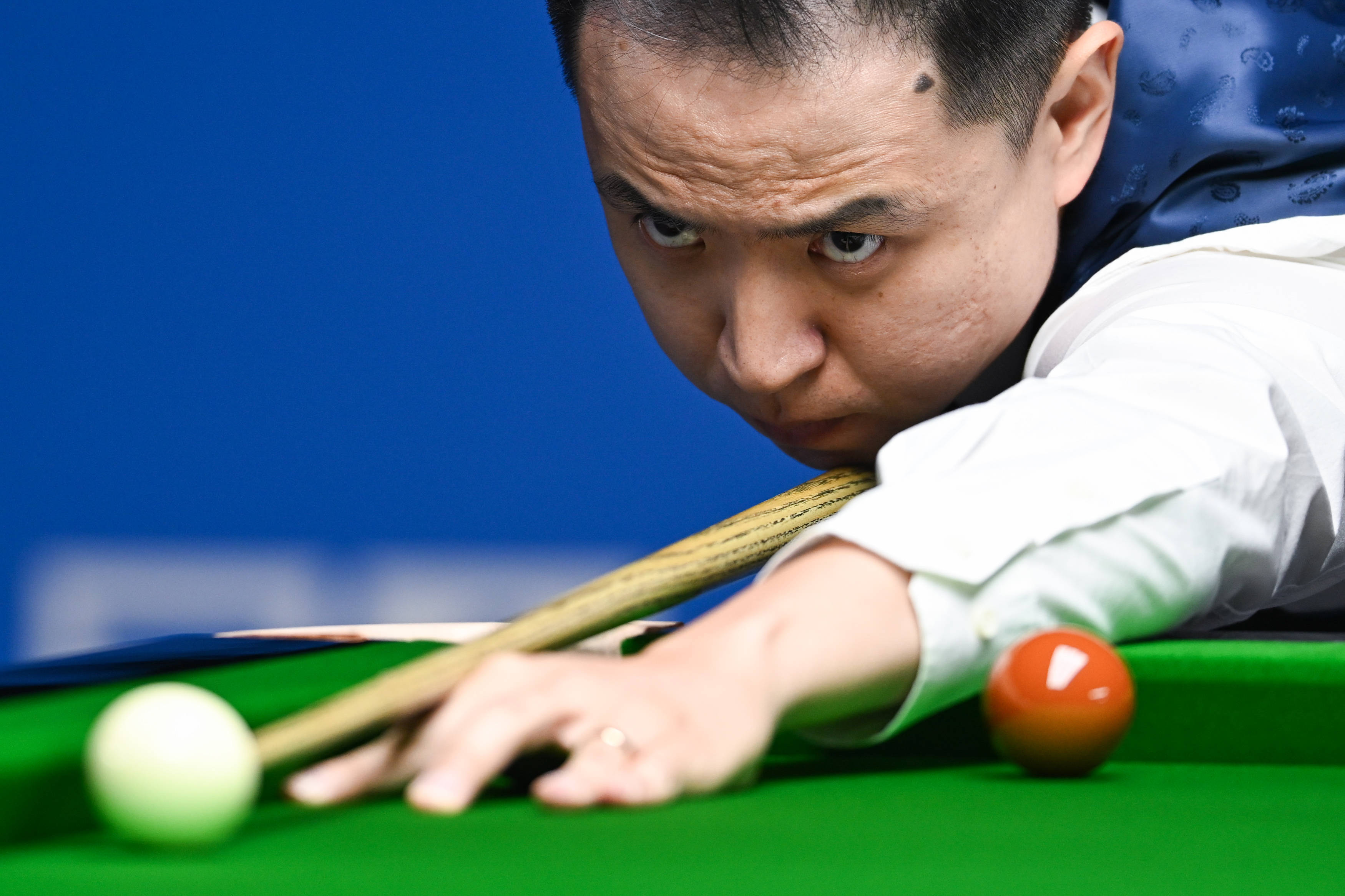 稱其在球場 稱其在球場