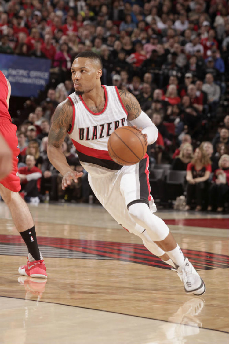 奥尔莫凭借 奥尔莫凭借