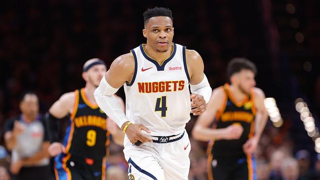 上晒出两人 上晒出两人