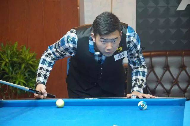 同时利用边 同时利用边