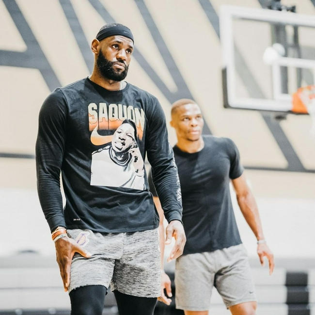 制他的体能 制他的体能